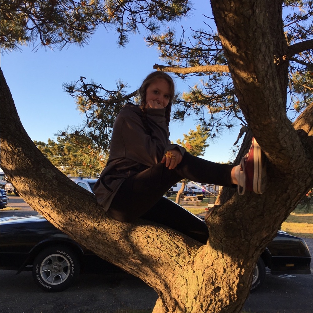 Meet your Posher, Gabrielle